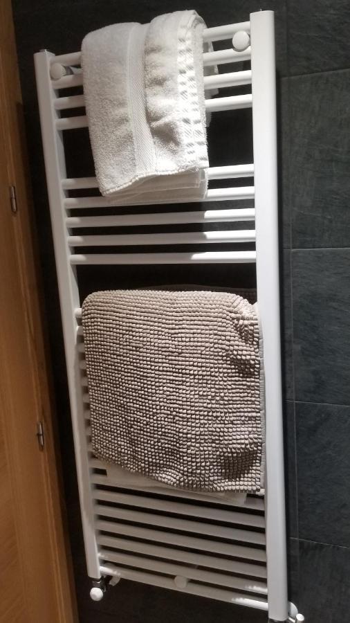 O Forno De Casa Nunez Apartment Fonfria Luaran gambar